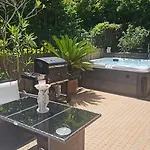 Lejlighed 2-bed Sleeps 5 With Hot Tub *